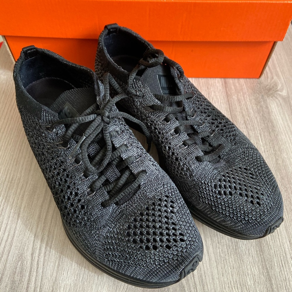 Nike flyknit racer